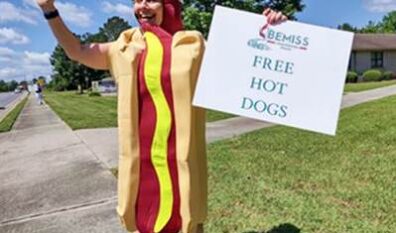 Hot Dog- No Strings Attached! (7/18/22)