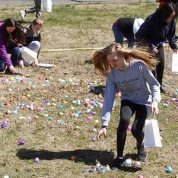 PUMC and Neighbors Hunt Easter Eggs! (3/31/18)
